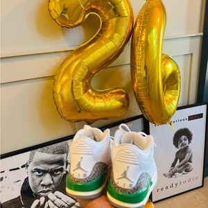 Pre owned Retro Jordan 3 Lucky Green Women's Sneakers in White and Green